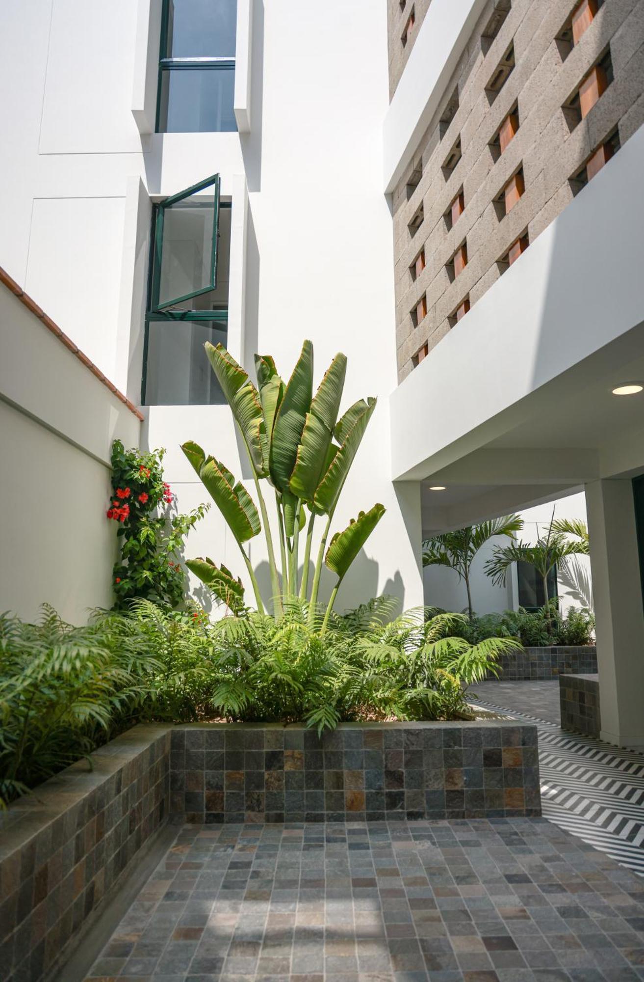 Apartment 1br En El Corazon De Barranco Con Ac Y Garaje Incluido *